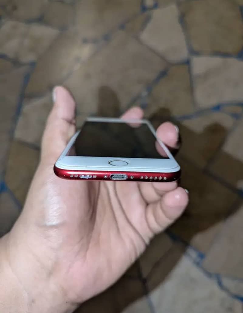 Apple iPhone 7 5