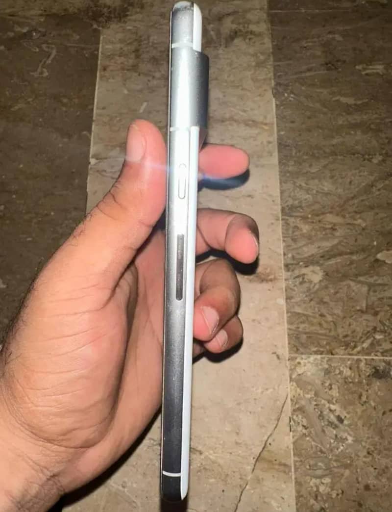 Google Pixel 7 2