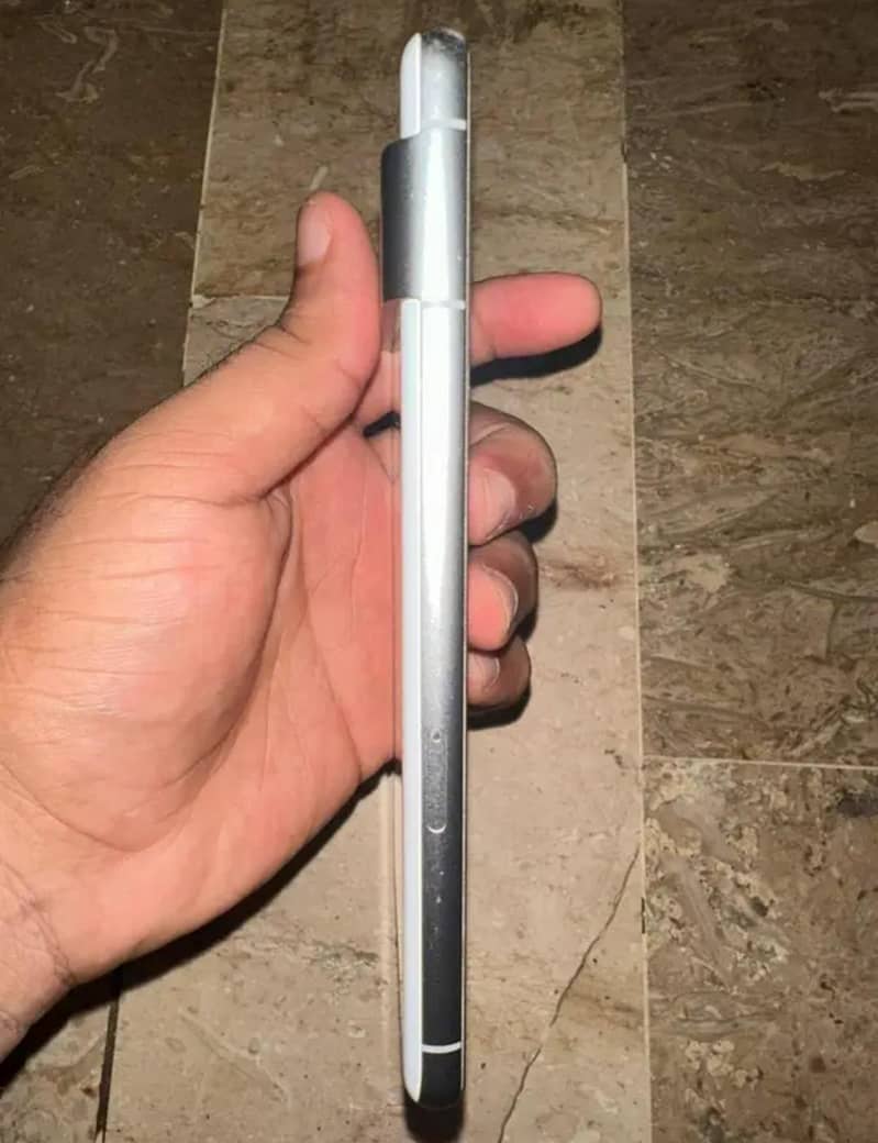 Google Pixel 7 3