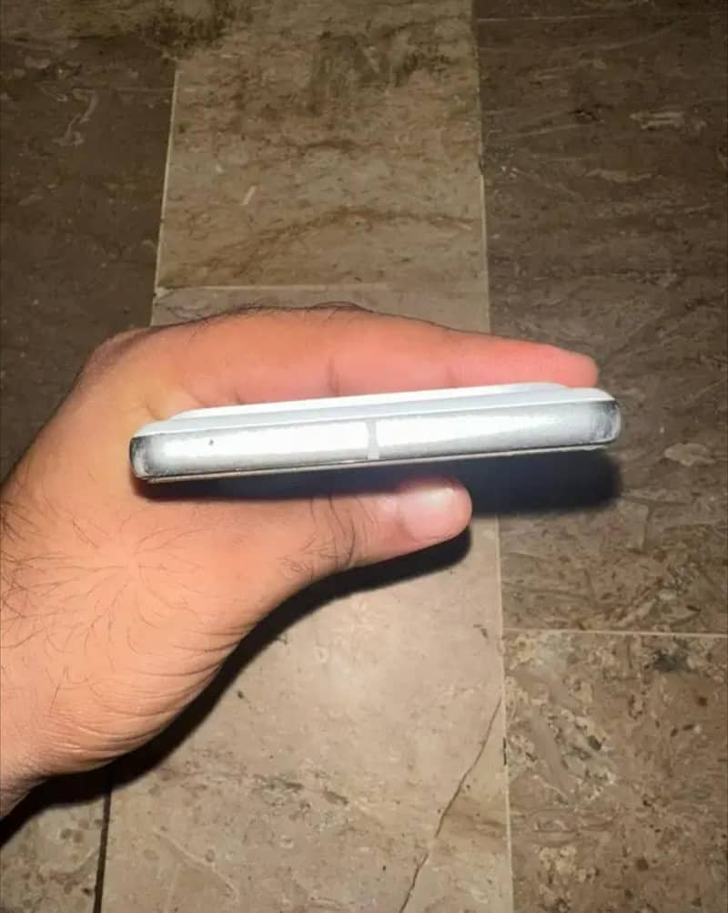 Google Pixel 7 5