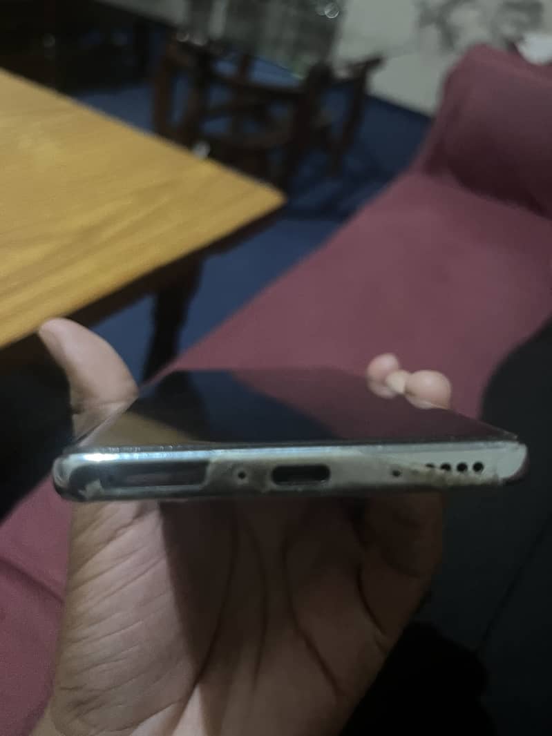 Infinix Zero 40 4