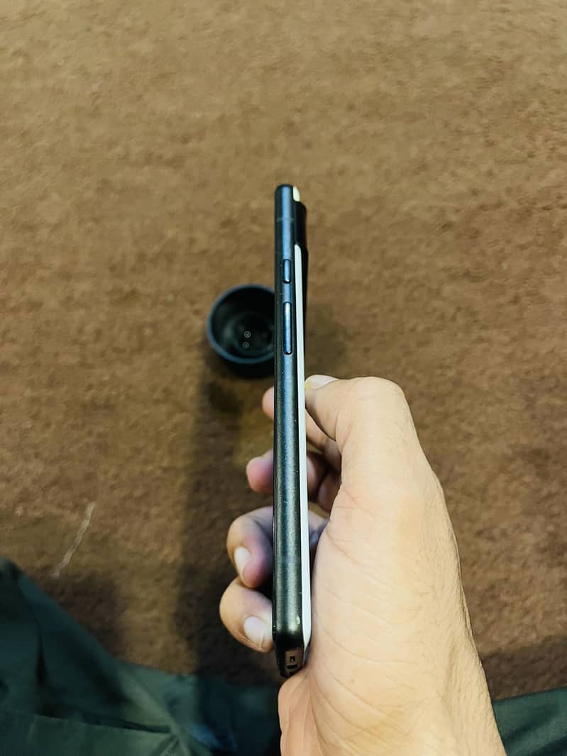 Google pixel 6a 3