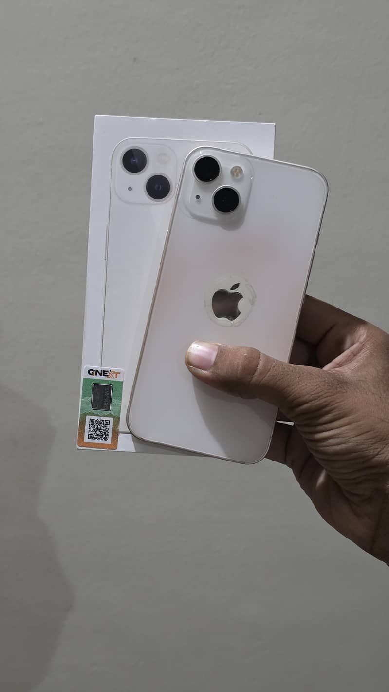Apple iPhone 13 0
