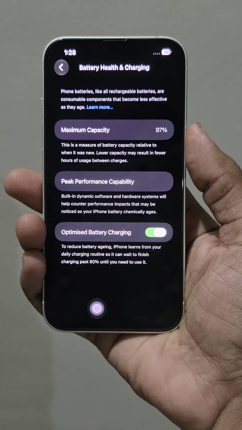 Apple iPhone 13 2