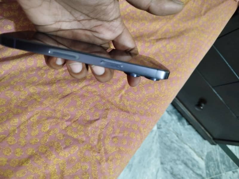 Apple iPhone 14 Pro 2
