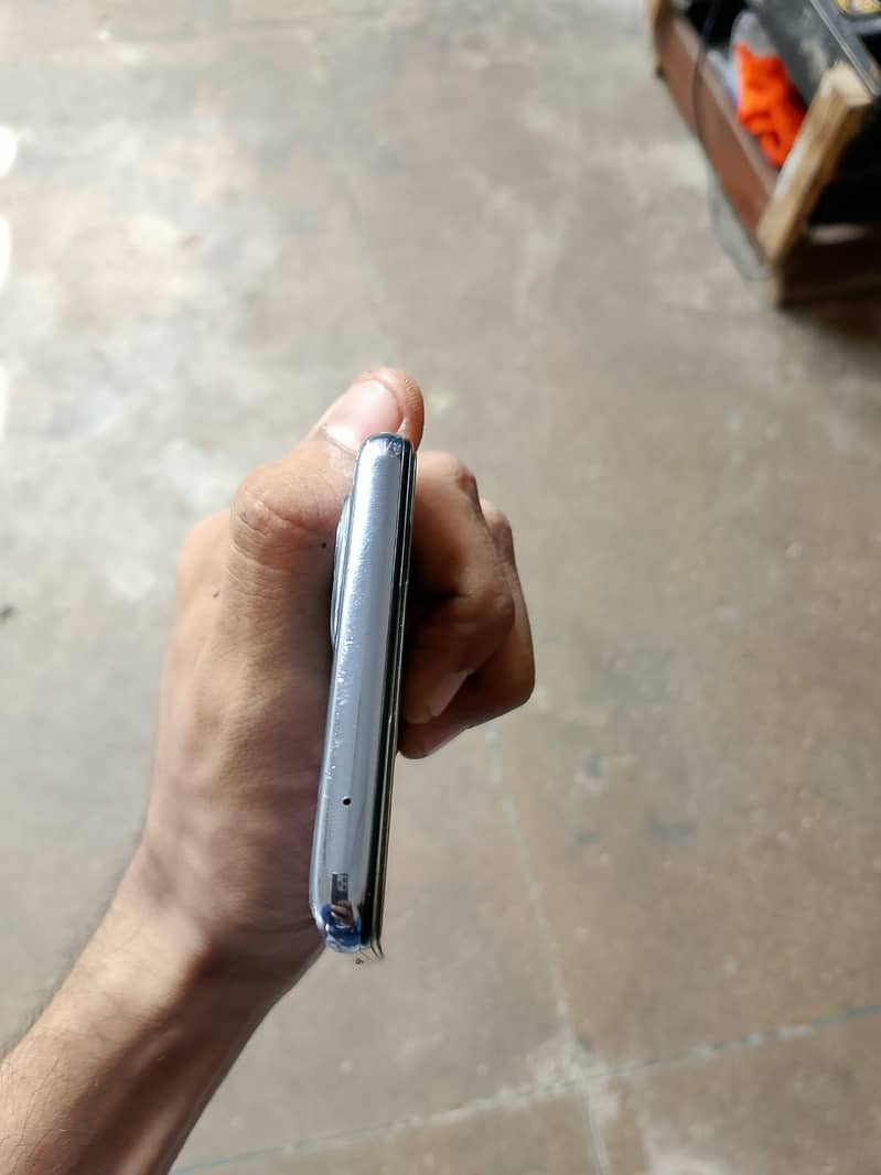 One Plus 9 5g 4
