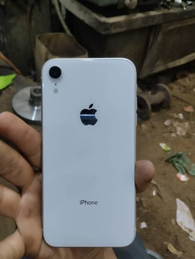 Apple iPhone XR
