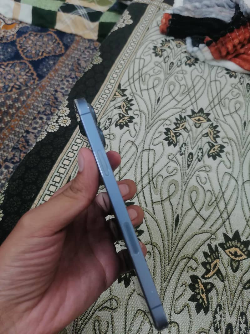 Apple iPhone 13 Pro Max 1