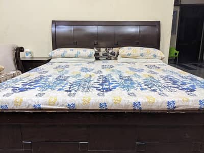 bedroom bed set