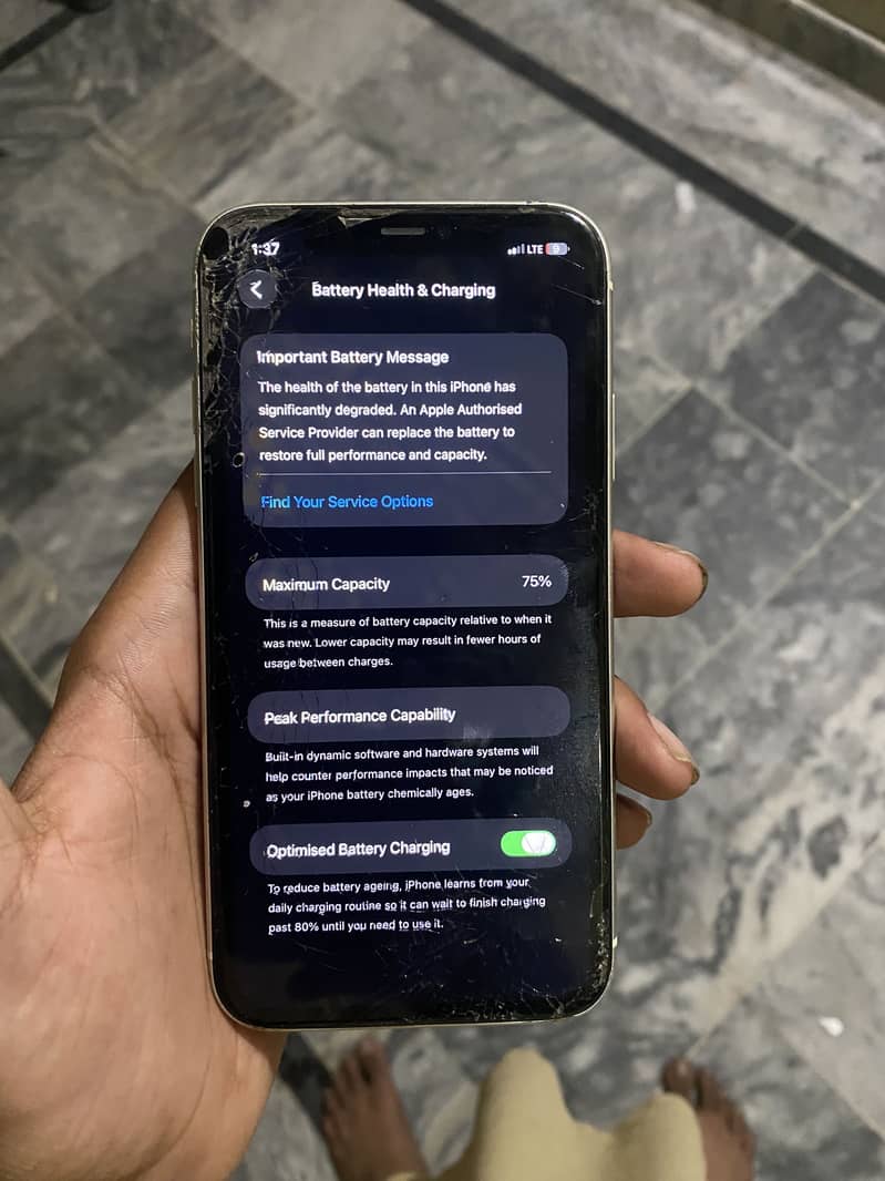 Apple iPhone 11 6