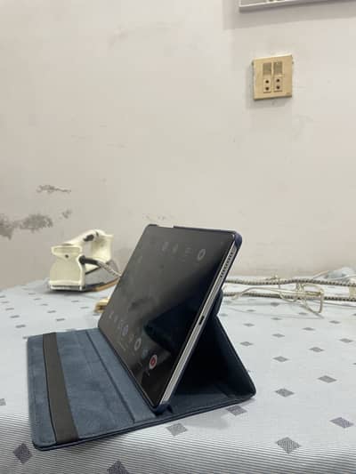 Lenovo