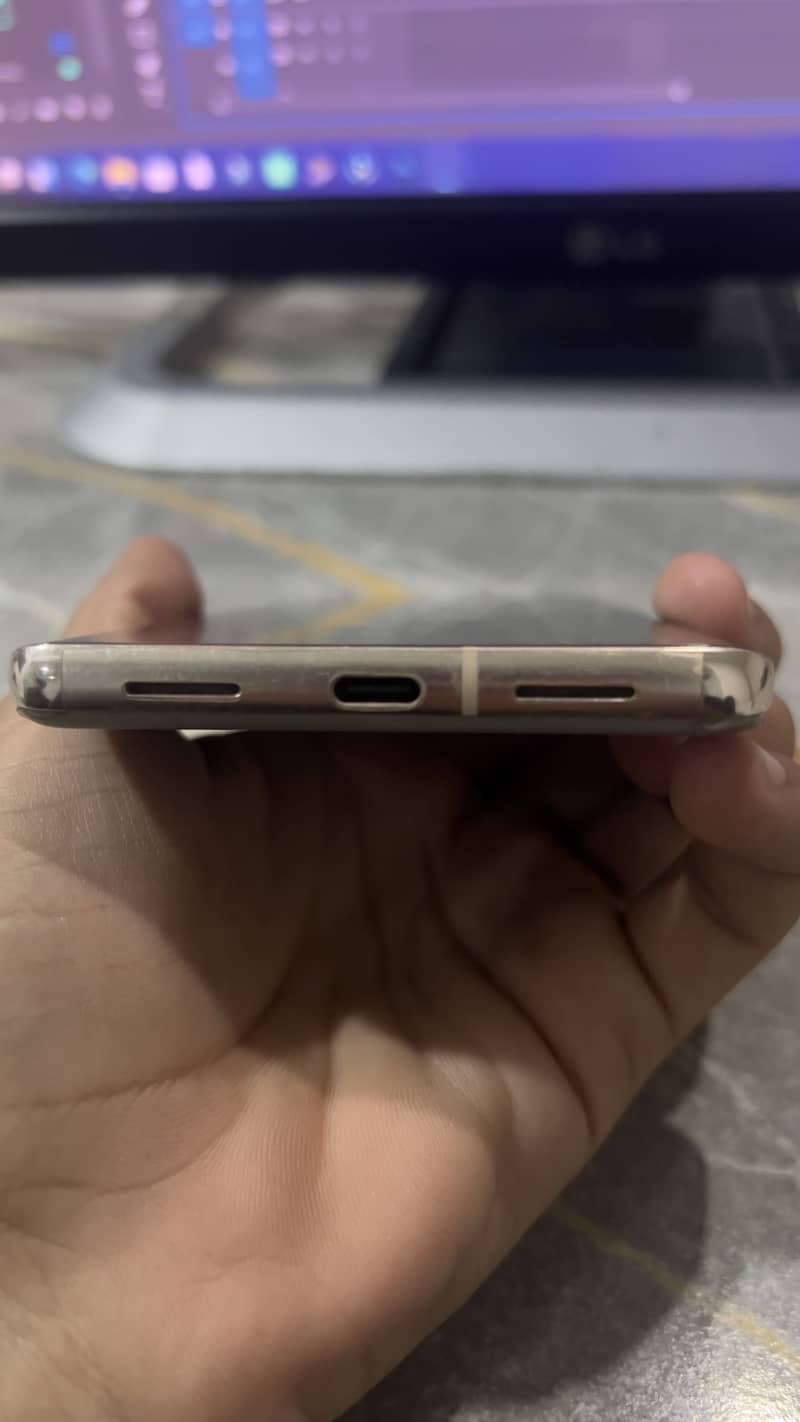 Google Pixel 7 Pro 2