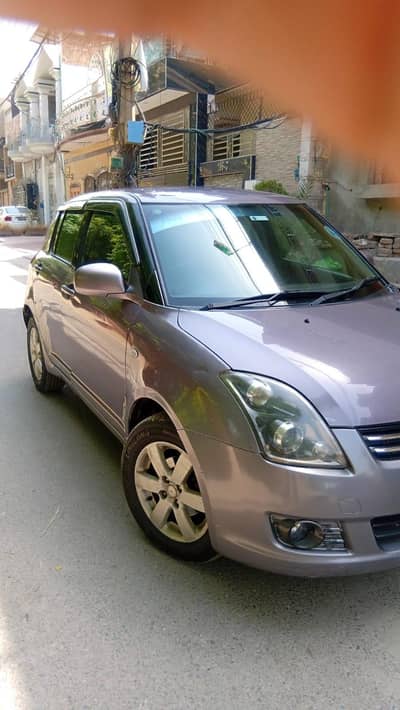 Suzuki Swift Dlx 2010