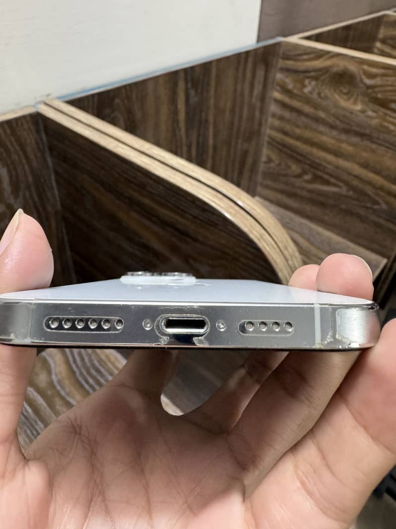 Apple iPhone 14 Pro Max 5