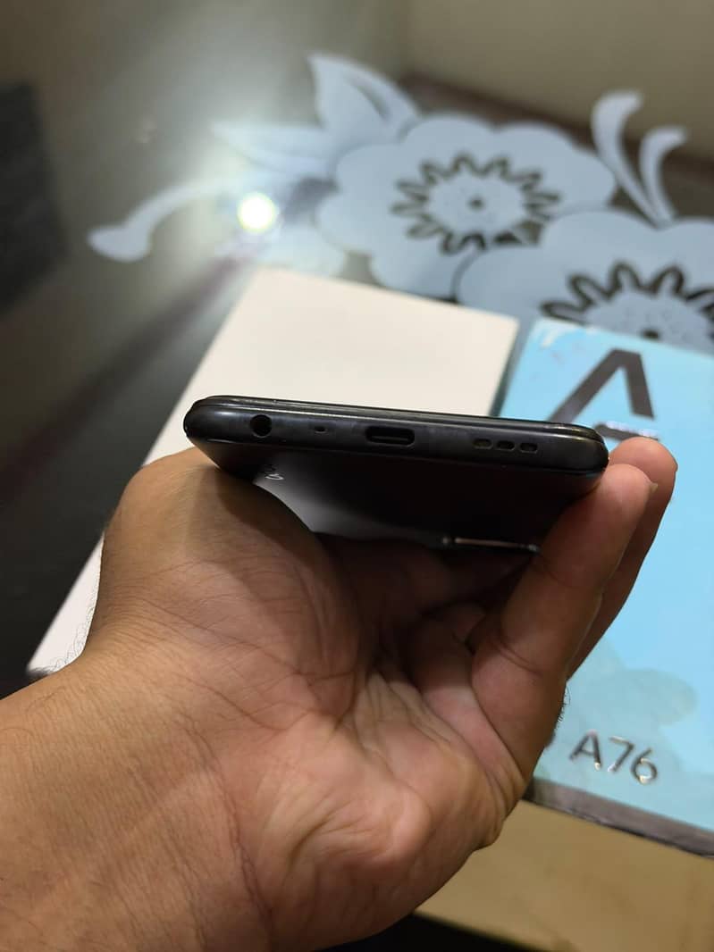OPPO A76 4