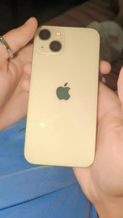 Apple iPhone 13