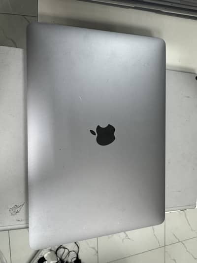 MacBook 2020