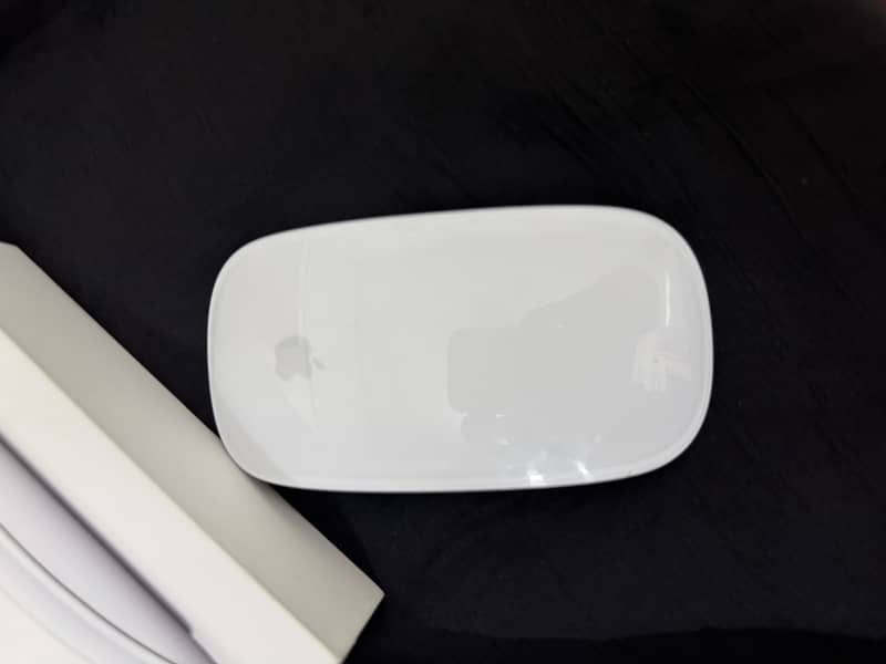 Apple Magic Mouse 3 – 10/10 Condition 1
