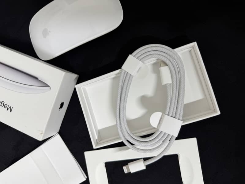 Apple Magic Mouse 3 – 10/10 Condition 2