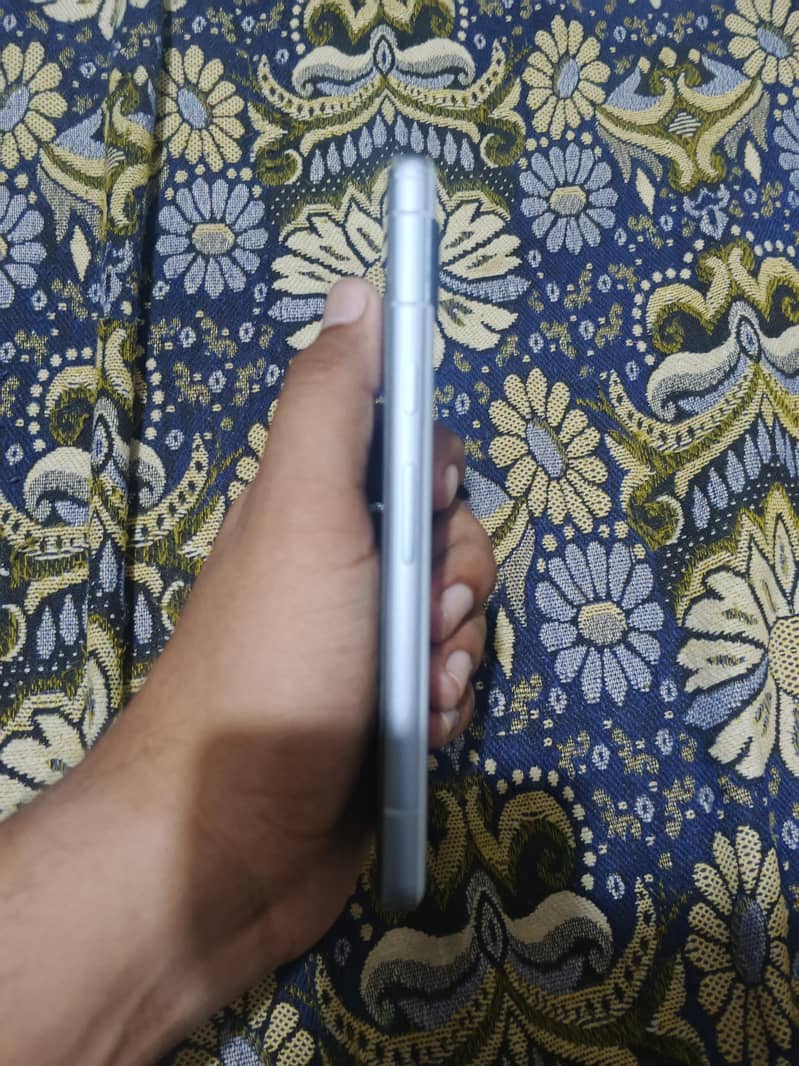Google Pixel 7a 1