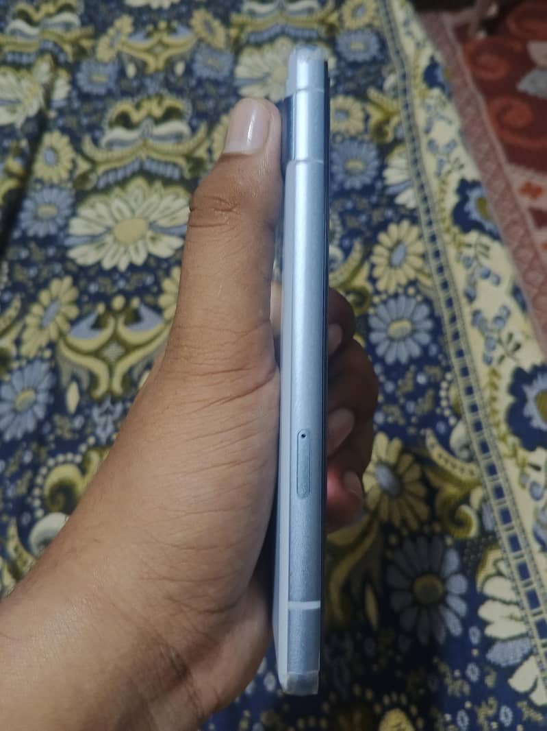 Google Pixel 7a 2