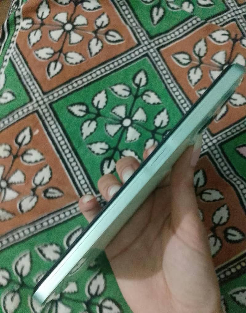 Realme C35 2
