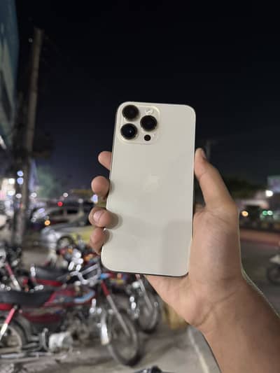 Apple iPhone 14 Pro Max