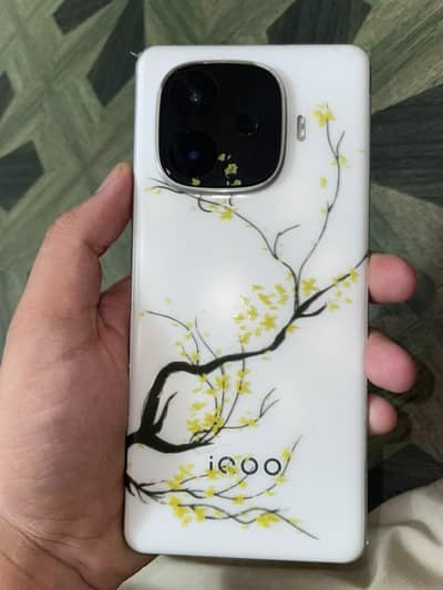 Vivo iQOO Z9 Turbo