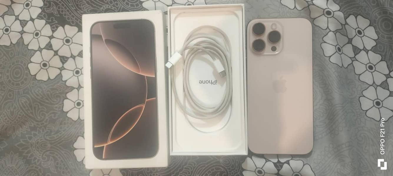 Apple iPhone 16 Pro Max 0