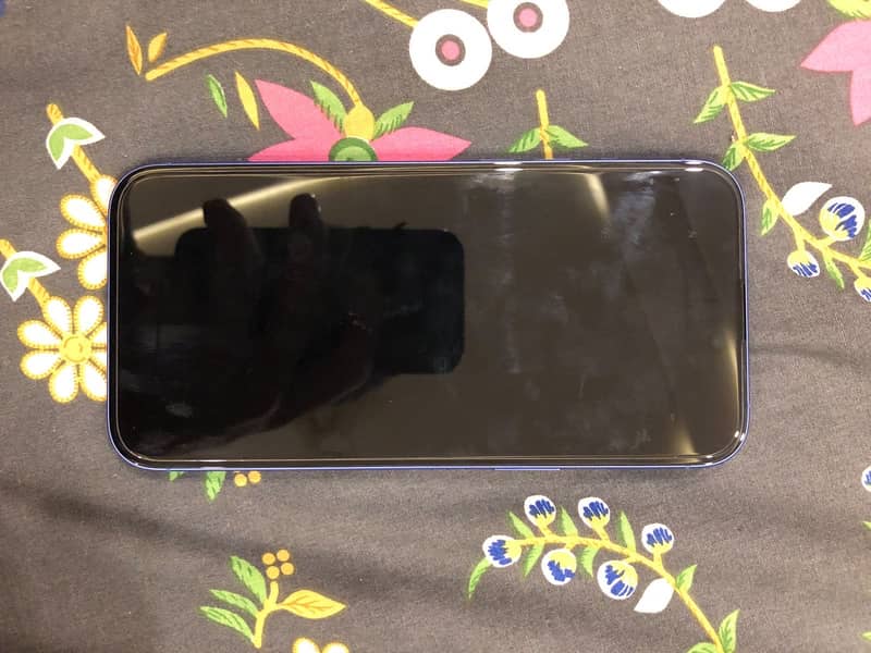 Apple iPhone 16 Plus 3