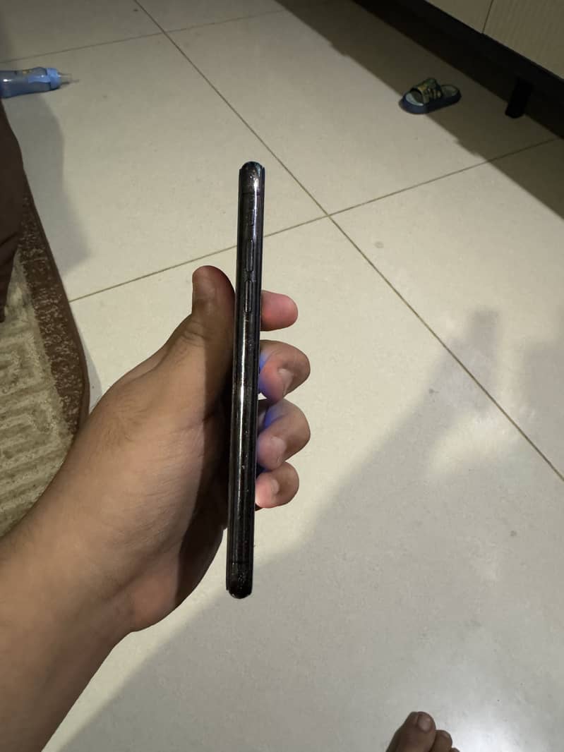 Apple iPhone X 9