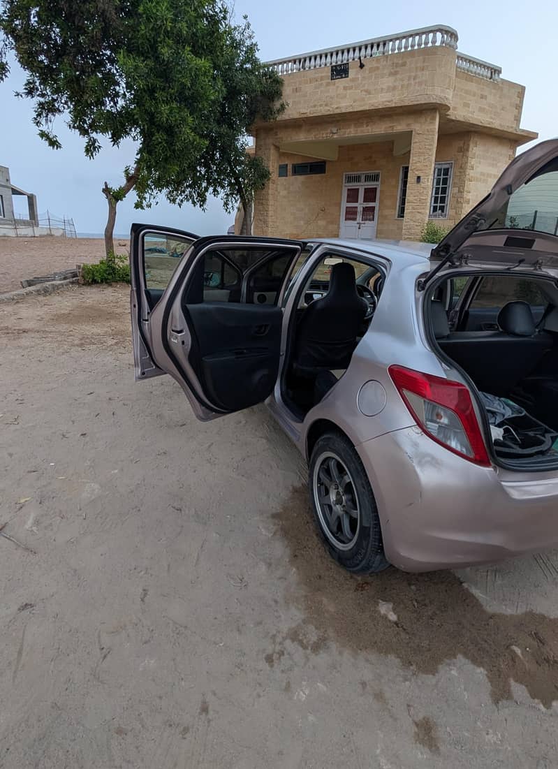 vitz 2011/2014 6