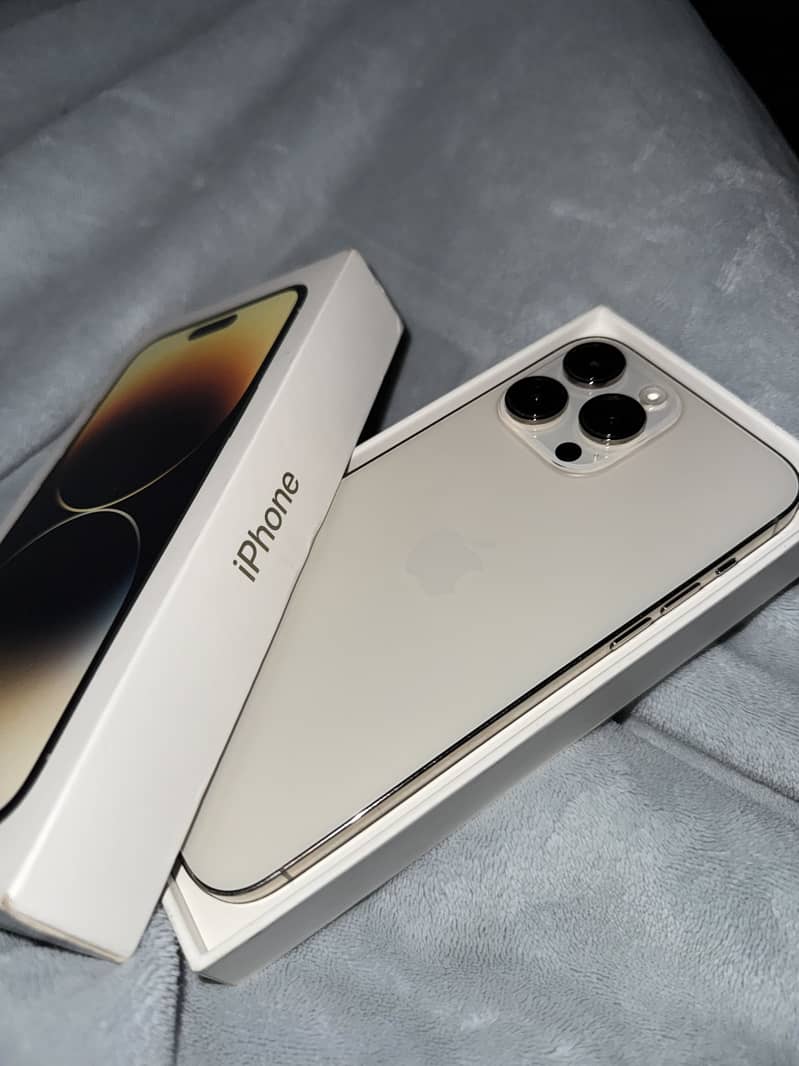 Apple iPhone 14 Pro Max 0