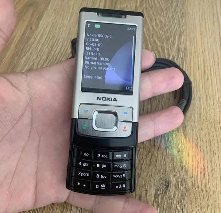 Nokia N6500 4
