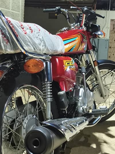 Honda CG 125 2025 - Brand New Showroom Condition For Sale