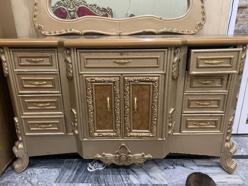 Crown Bed set 6