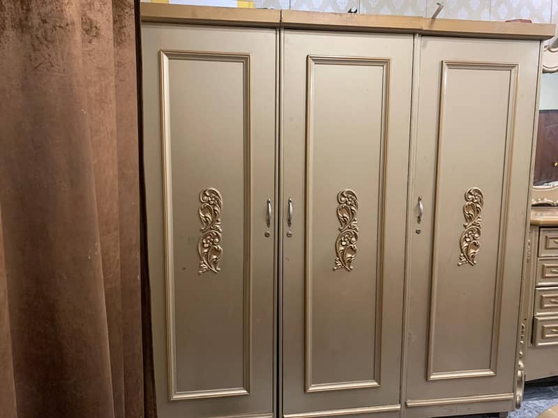 Crown Bed set 7