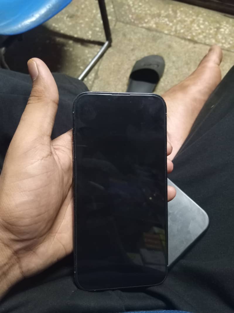 Apple iPhone 13 Pro Max 3