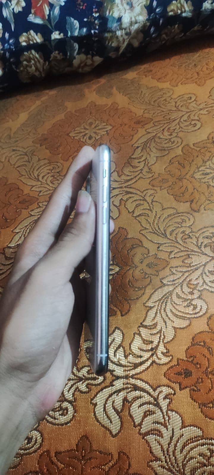 Apple iPhone X 3