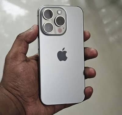 Apple iPhone 16 Pro Max