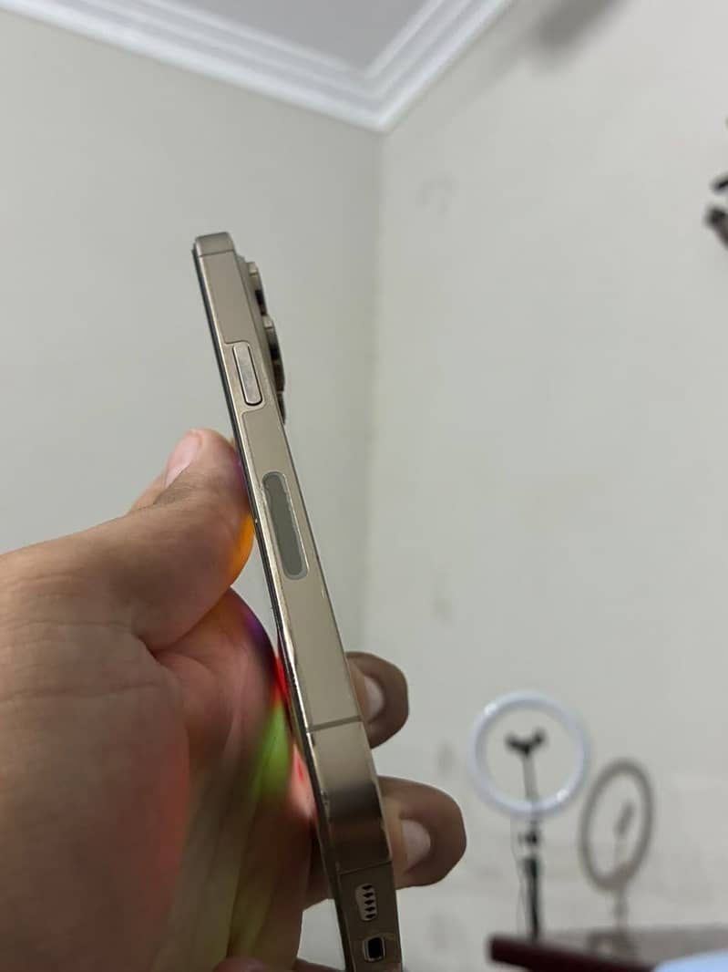iPhone 14 Pro 5