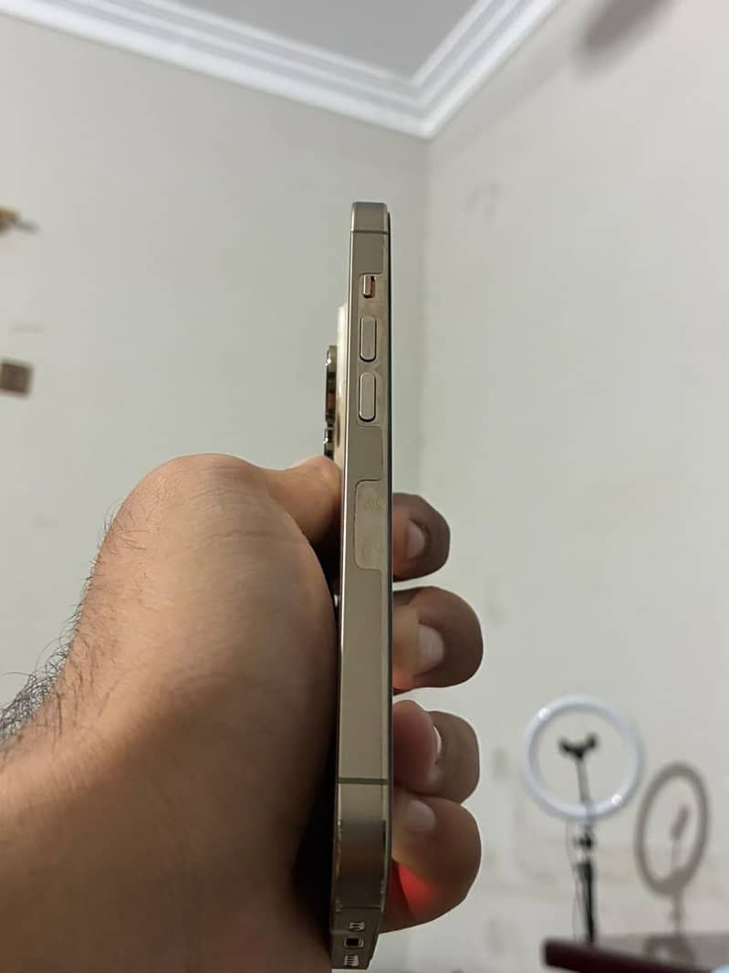 iPhone 14 Pro 6