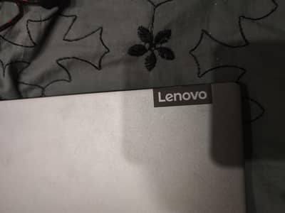 LENOVO I7 10THGEN