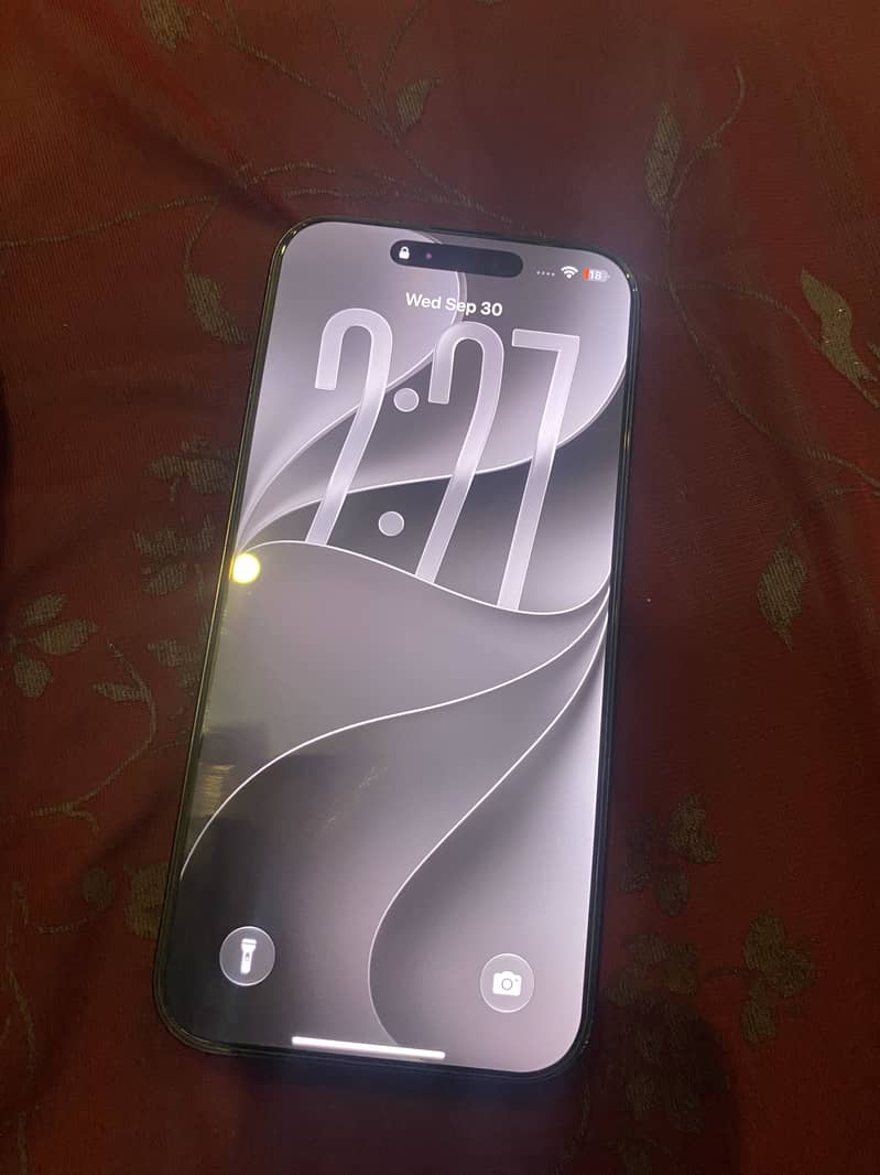 Apple iPhone 16 Pro Max 5