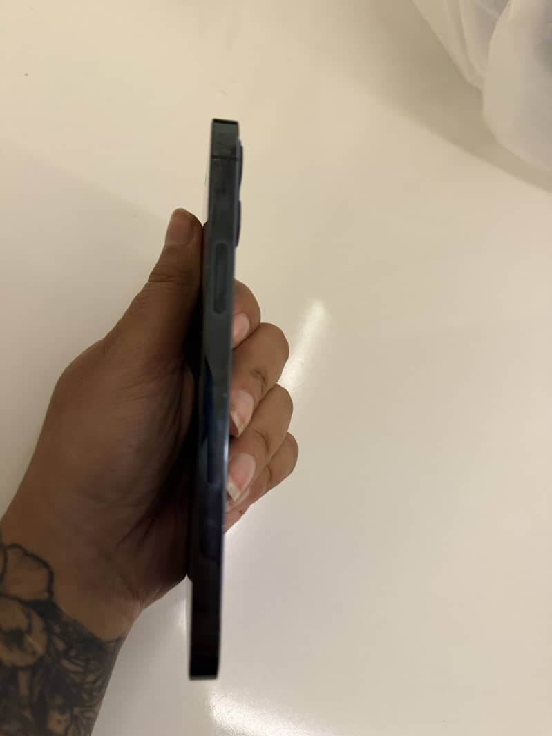 Apple iPhone 12 Pro 4