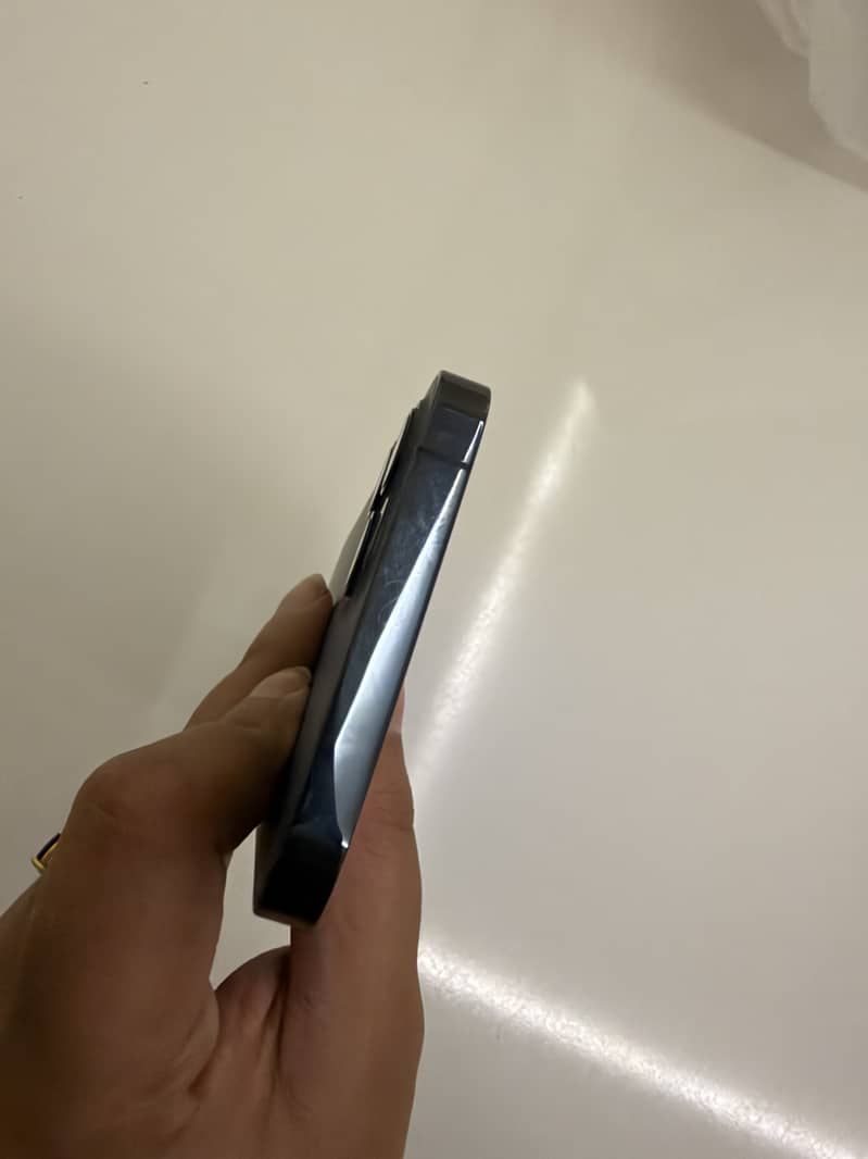 Apple iPhone 12 Pro 6