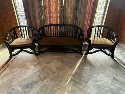 Elegant Wooden 2+1+1 Sofa Set – Excellent Condition
