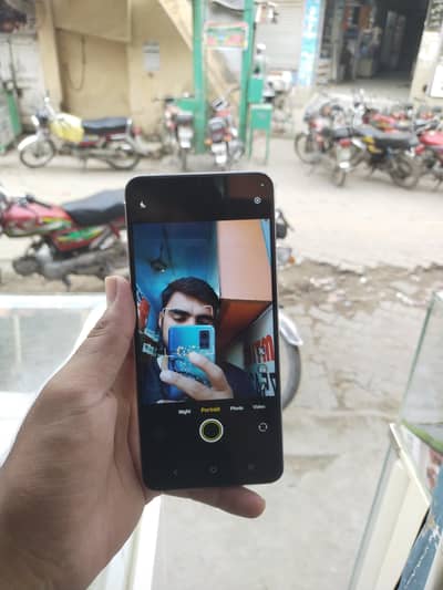 Vivo Y04