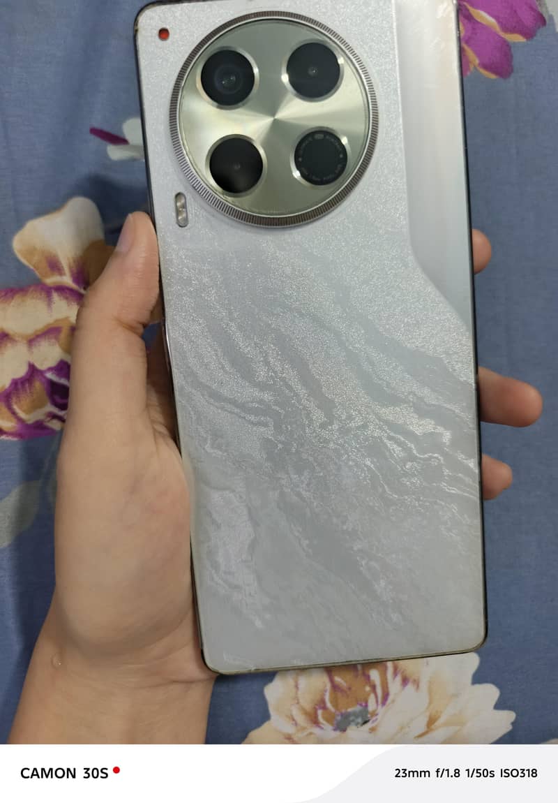 Tecno CAMON 30 6