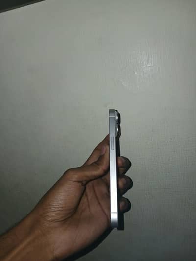 Apple iPhone 14